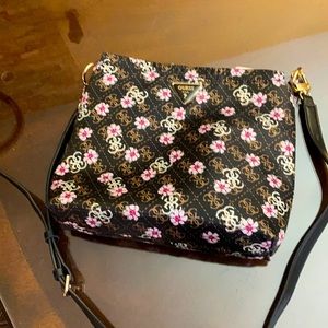 Guess pocketbook so cute, never used